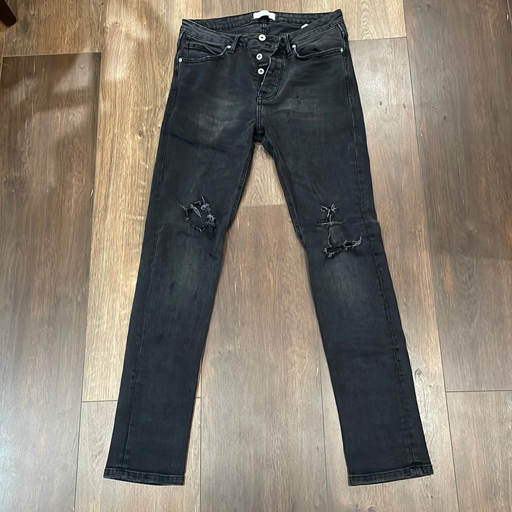 Men’s ripped Zara jeans